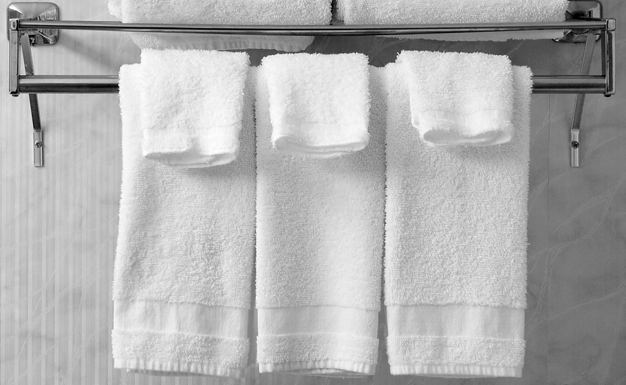 How Do Hotels Keep Their Towels White?