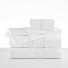 Load image into Gallery viewer, Grand Patrician® Suites Towels